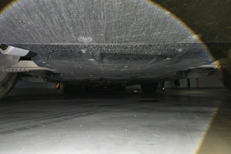 Used Land Rover Range 2023 3.0 L6 360 PS Grand Edition Chassis Front