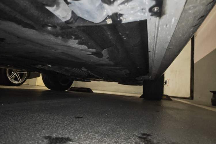 Used Land Rover Range 2023 3.0 L6 360 PS Grand Edition Chassis Front Left