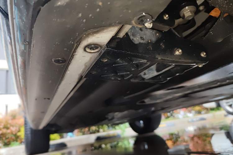 Used Land Rover Range  Chassis Front Right
