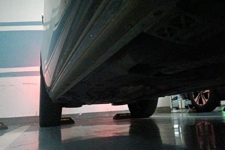 Used Land Rover Range 2023 3.0 L6 400 PS Prestige Seven-Seater Extended Version Chassis Front Right