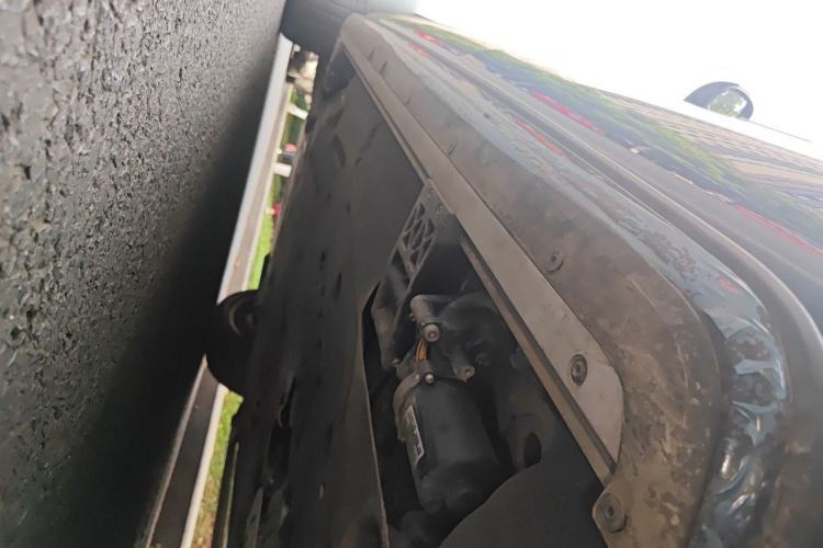 Used Land Rover Range 2023 3.0 L6 400 PS Extended Long-Wheelbase Version Chassis Rear Left