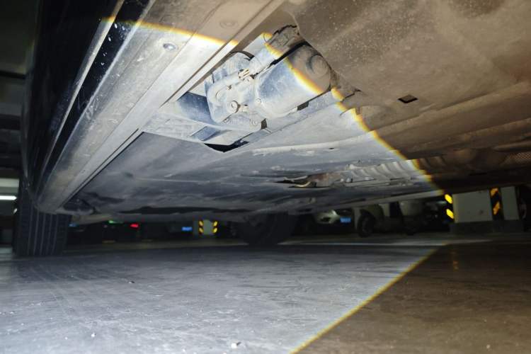 Used Land Rover Range 2023 3.0 L6 400 PS Prestige Seven-Seater Extended Version Chassis Rear Left
