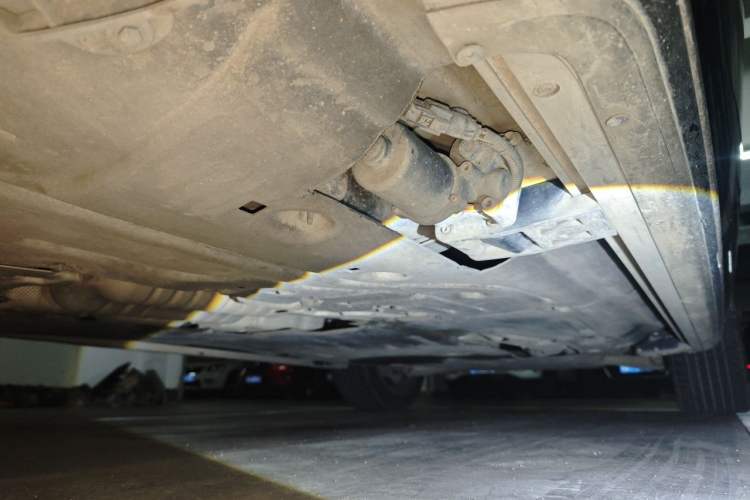 Used Land Rover Range 2023 3.0 L6 400 PS Prestige Seven-Seater Extended Version Chassis Rear Right