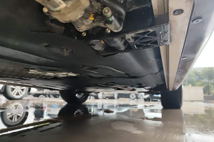 Used Land Rover Range  Chassis Rear Right