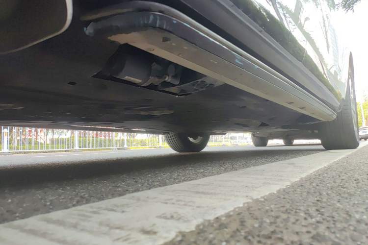 Used Land Rover Range 2023 3.0 L6 400 PS Prestige Seven-Seater Extended Version Chassis Rear Right