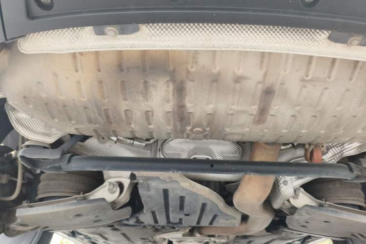 Used Land Rover Range 2023 3.0 L6 400 PS Prestige Seven-Seater Extended Version Chassis Rear