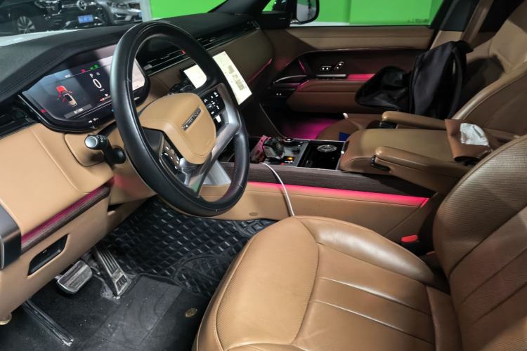 Used Land Rover Range 2023 Revised Version 3.0 L6 400 PS Extended Luxury Edition Driver Seat