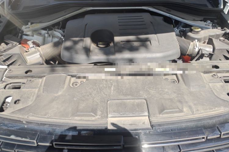 Used Land Rover Range 2023 3.0 L6 360 PS Grand Edition Engine Bay