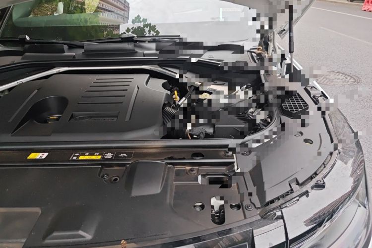 Used Land Rover Range 2023 3.0 L6 400 PS Extended Long-Wheelbase Version Engine Bay Left