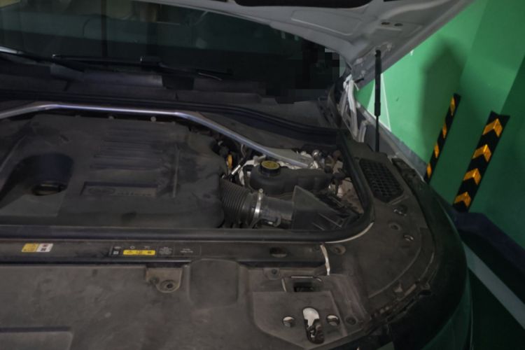 Used Land Rover Range 2023 Revised Version 3.0 L6 400 PS Extended Luxury Edition Engine Bay Left