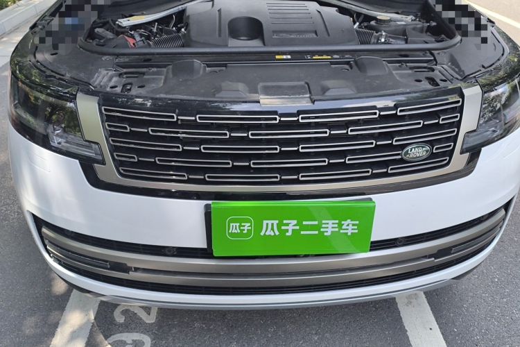 Used Land Rover Range 2023 3.0 L6 400 PS Prestige Seven-Seater Extended Version Engine Bay
