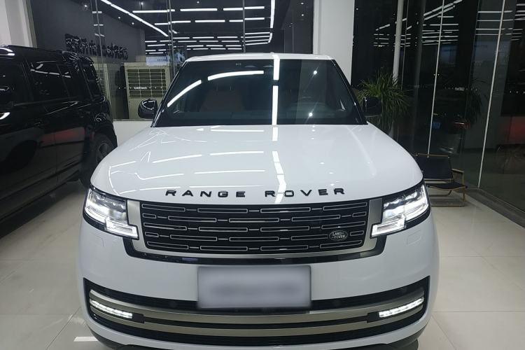 Used Land Rover Range 2023 3.0 L6 400 PS Prestige Seven-Seater Extended Version Front