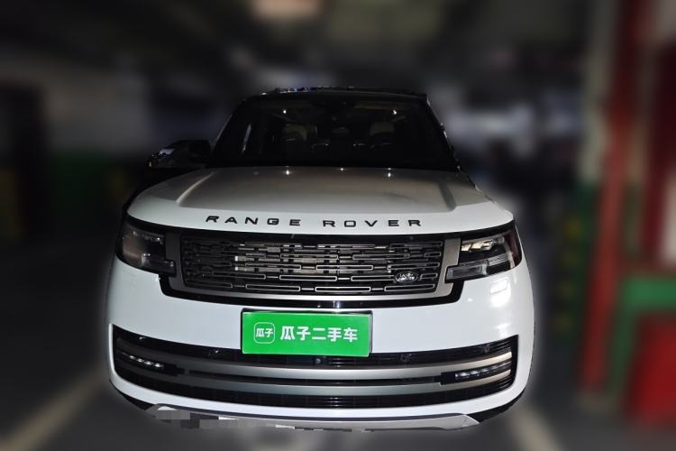Used Land Rover Range 2023 3.0 L6 400 PS Prestige Seven-Seater Extended Version Front