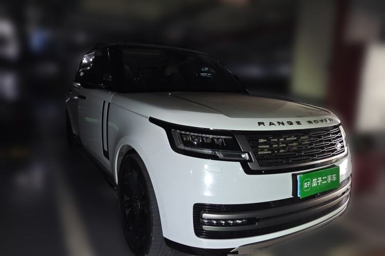 Used Land Rover Range 2023 3.0 L6 400 PS Prestige Seven-Seater Extended Version Front Right 45 Deg