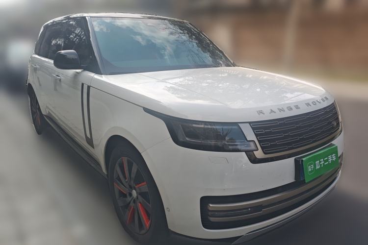 Used Land Rover Range 2023 3.0 L6 400 PS Prestige Seven-Seater Extended Version Front Right 45 Deg