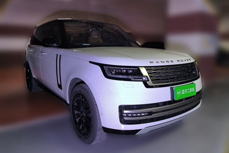 Used Land Rover Range 2023 3.0 L6 400 PS Prestige Seven-Seater Extended Version Front Right 45 Deg