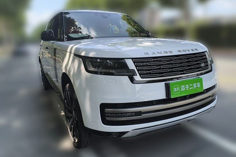 Used Land Rover Range 2023 3.0 L6 400 PS Prestige Seven-Seater Extended Version Front Right 45 Deg