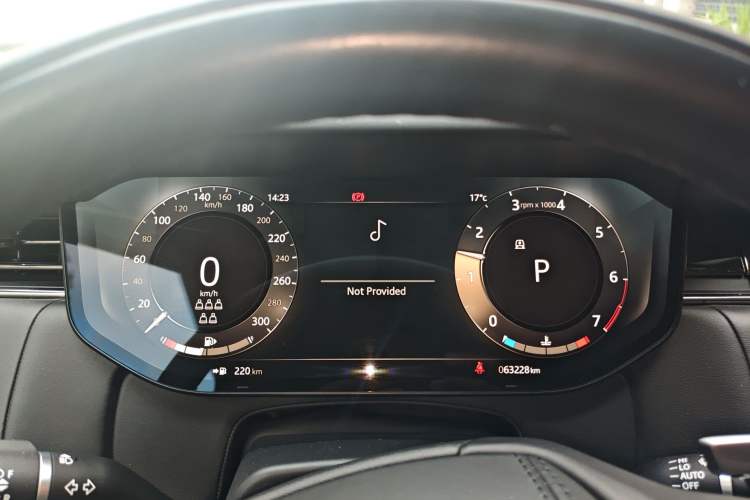 Used Land Rover Range 2023 3.0 L6 400 PS Prestige Seven-Seater Extended Version Instrument Cluster