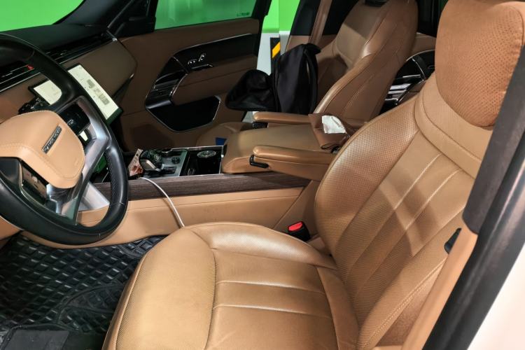 Used Land Rover Range 2023 Revised Version 3.0 L6 400 PS Extended Luxury Edition Left Front Seat