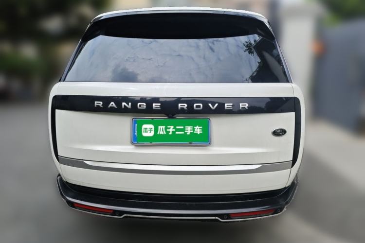 Used Land Rover Range 2023 3.0 L6 400 PS Extended Luxury Edition Rear