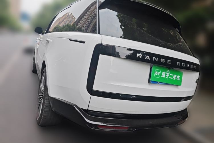 Used Land Rover Range 2023 3.0 L6 400 PS Extended Long-Wheelbase Version Rear Left 45 Deg