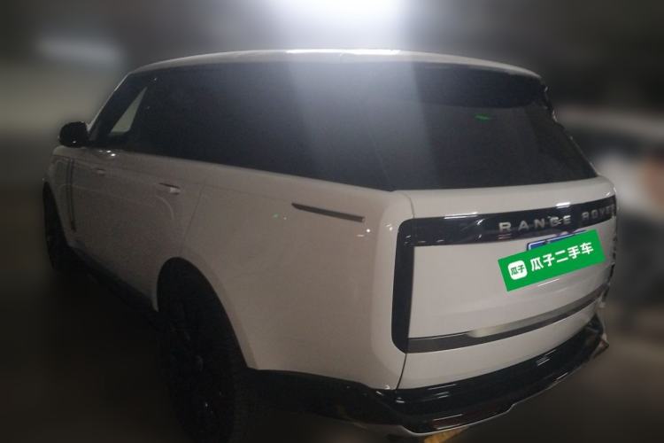 Used Land Rover Range 2023 3.0 L6 360 PS Grand Edition Rear Left 45 Deg