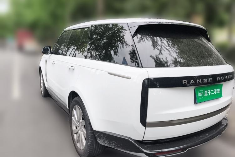 Used Land Rover Range 2023 3.0 L6 360 PS Grand Edition Rear Left 45 Deg