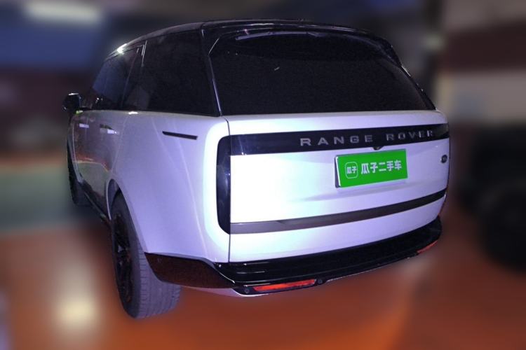 Used Land Rover Range 2023 3.0 L6 400 PS Prestige Seven-Seater Extended Version Rear Left 45 Deg