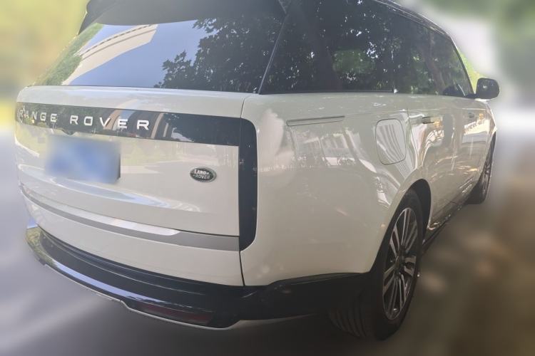 Used Land Rover Range 2023 Revised Version 3.0 L6 400 PS Extended Luxury Edition Rear Right 45 Deg
