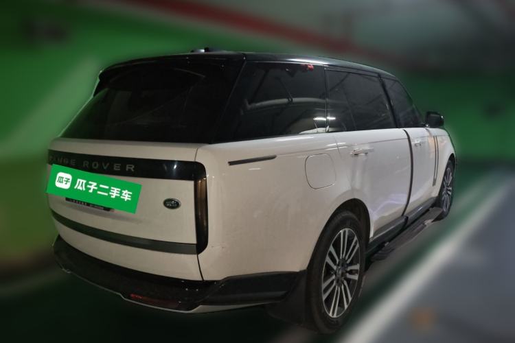 Used Land Rover Range 2023 Revised Version 3.0 L6 400 PS Extended Luxury Edition Rear Right 45 Deg
