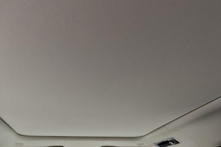Used Land Rover Range 2023 4.4 V8 530 PS First Edition Headliner