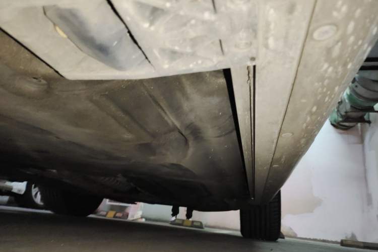 Used Land Rover Range 2024 3.0 L6 360 PS Grand Edition Chassis Front Left