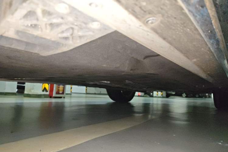 Used Land Rover Range 2024 3.0 L6 400 PS Prestige Extended Version 7-Seater Chassis Front Left