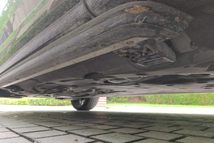 Used Land Rover Range 2024 3.0 L6 400 PS Prestige Extended Version 7-Seater Chassis Front Right