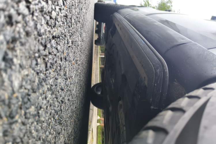 Used Land Rover Range 2024 3.0 L6 400 PS Prestige Extended Version 7-Seater Chassis Front Right