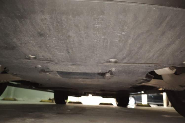 Used Land Rover Range 2024 3.0 L6 400 PS Extended Luxury Edition Chassis Front