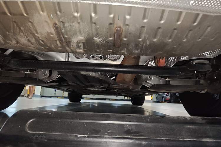 Used Land Rover Range 2024 3.0 L6 400 PS Prestige Extended Version 7-Seater Chassis Rear