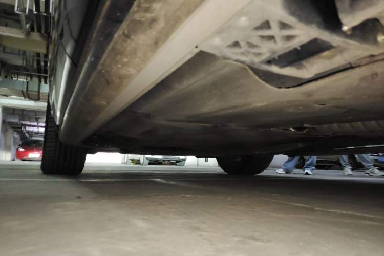 Used Land Rover Range 2024 3.0 L6 360 PS Grand Edition Chassis Rear Left