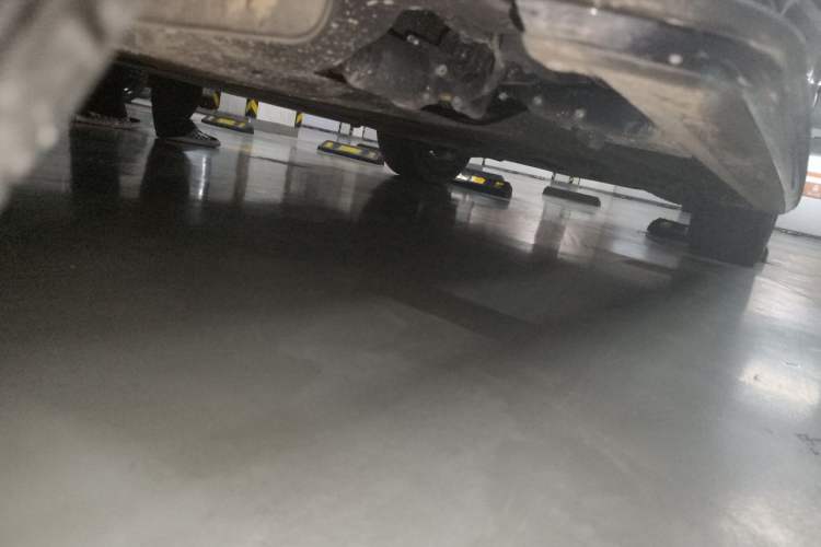 Used Land Rover Range 2024 3.0 L6 400 PS Prestige Extended Version 7-Seater Chassis Rear Right