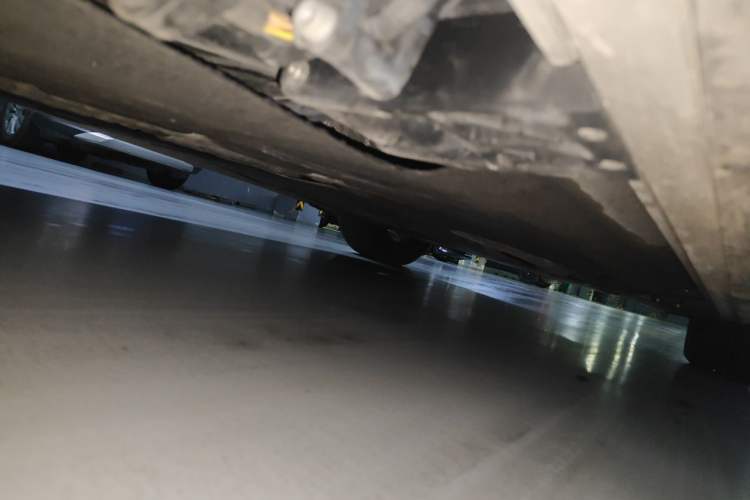 Used Land Rover Range 2024 3.0 L6 400 PS Prestige Extended Version 7-Seater Chassis Rear Right