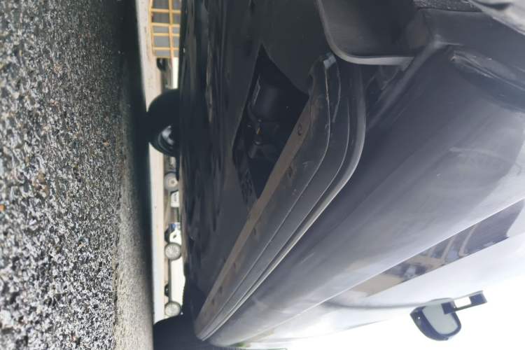 Used Land Rover Range 2024 3.0 L6 400 PS Prestige Extended Version 7-Seater Chassis Rear Right