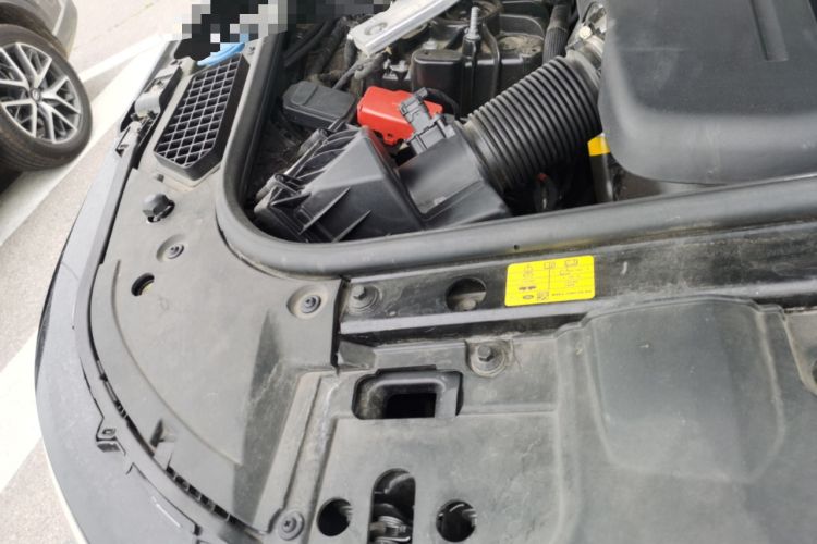 Used Land Rover Range  Engine Bay Right