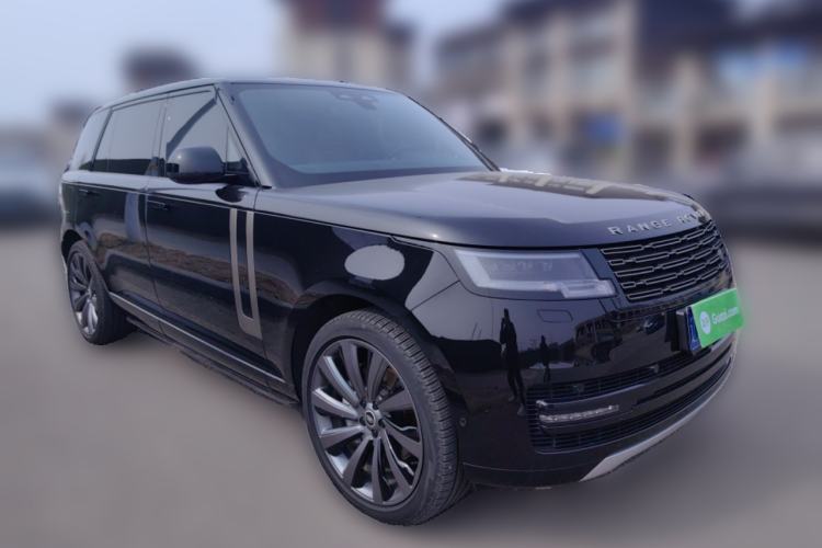 Used Land Rover Range 2024 3.0 L6 400 PS Prestige Extended Version 7-Seater Front Right 45 Deg