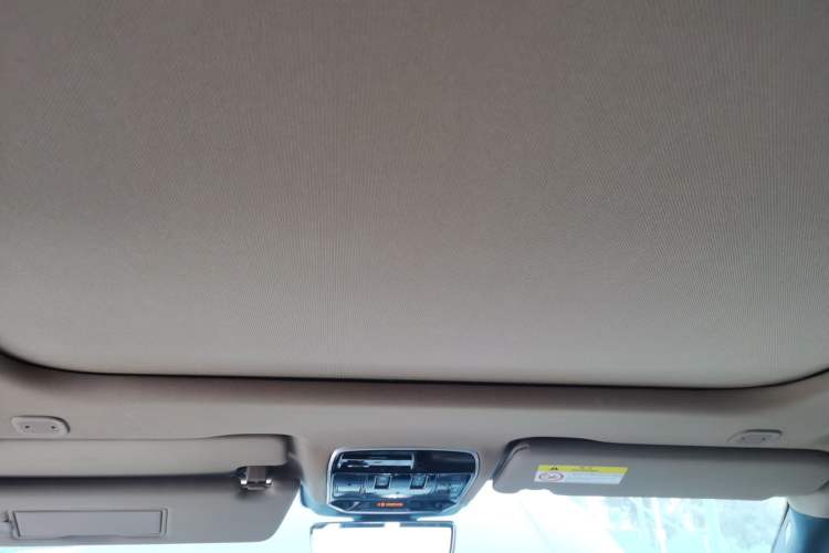 Used Land Rover Range  Headliner