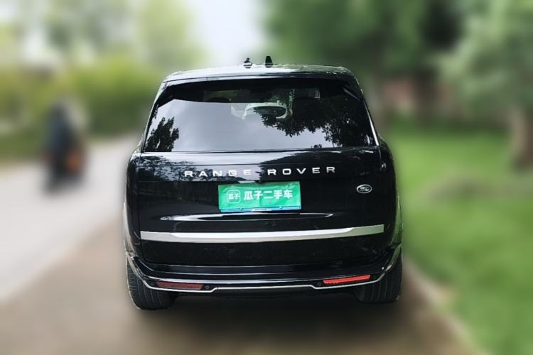 Used Land Rover Range 2024 3.0 L6 400 PS Extended Version Rear