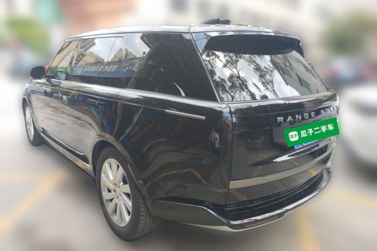 Used Land Rover Range 2024 3.0 L6 400 PS Prestige Extended Version 7-Seater Rear Left 45 Deg