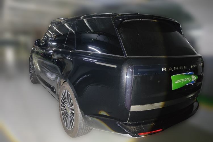 Used Land Rover Range 2024 3.0 L6 400 PS Prestige Extended Version 7-Seater Rear Left 45 Deg