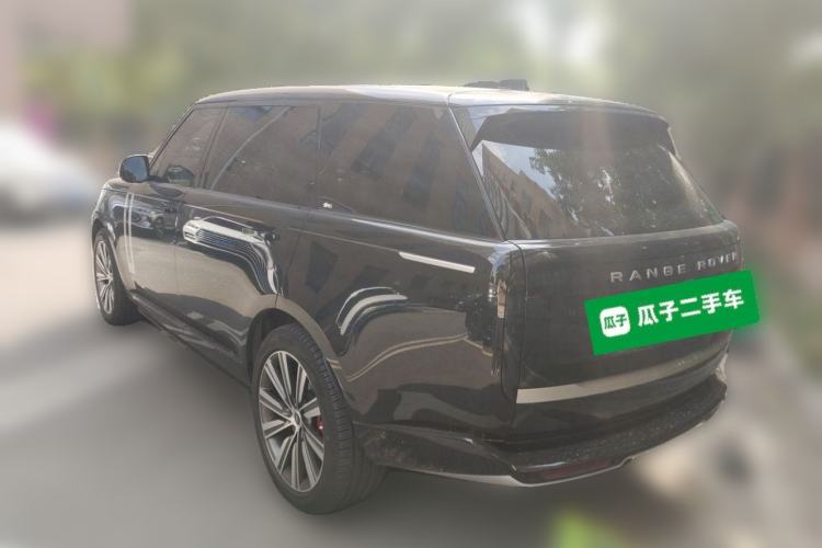 Used Land Rover Range 2024 3.0 L6 400 PS Extended Version Rear Left 45 Deg
