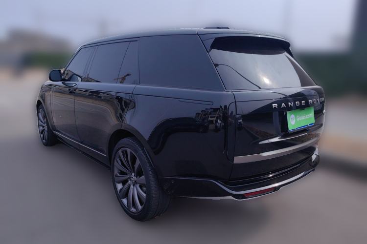 Used Land Rover Range 2024 3.0 L6 400 PS Prestige Extended Version 7-Seater Rear Left 45 Deg