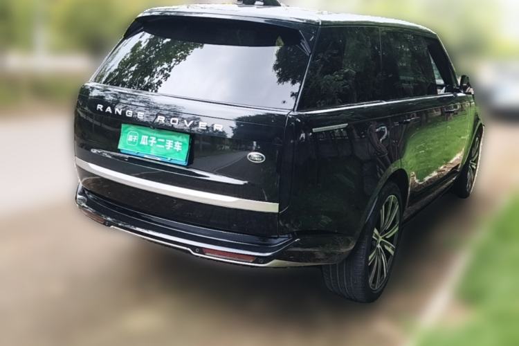 Used Land Rover Range 2024 3.0 L6 400 PS Extended Version Rear Right 45 Deg